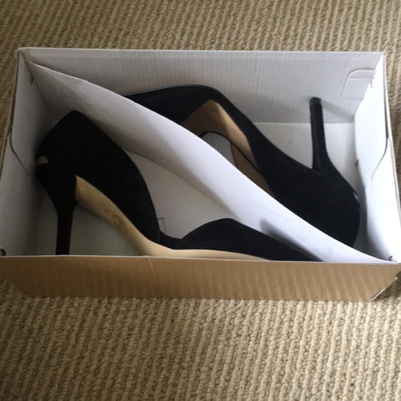 Michael Kors Heels - Picture 2 of 5